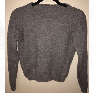 Brandy Melville sweater